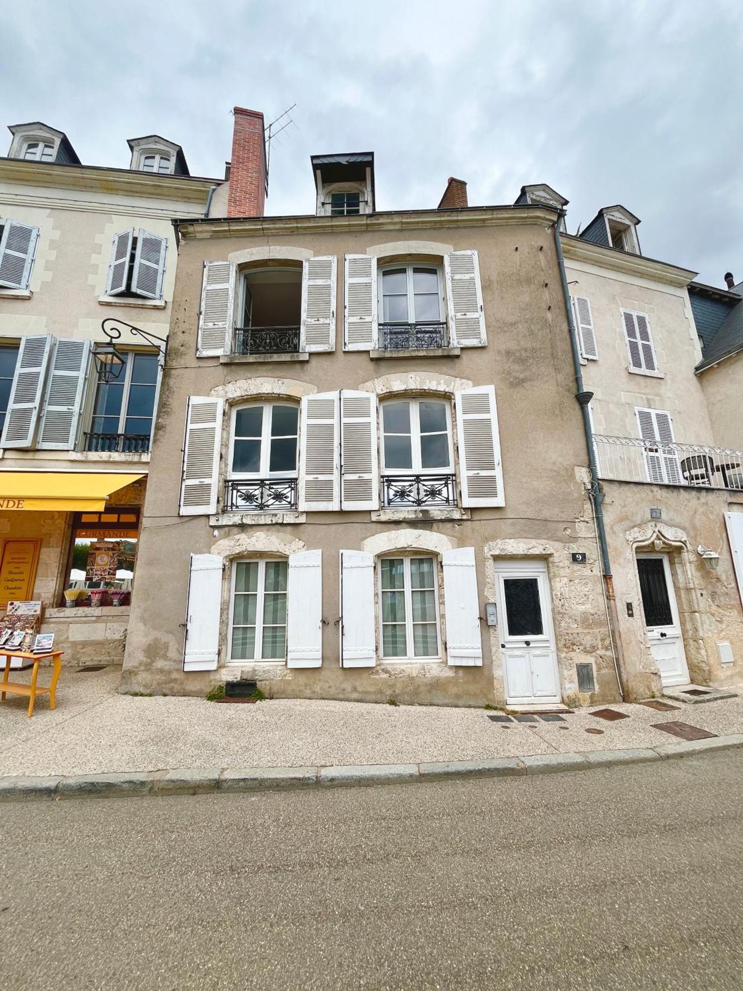 La Place Du Chateau - Vue Exceptionnelle Sur Le Chateau De Blois Exterior foto